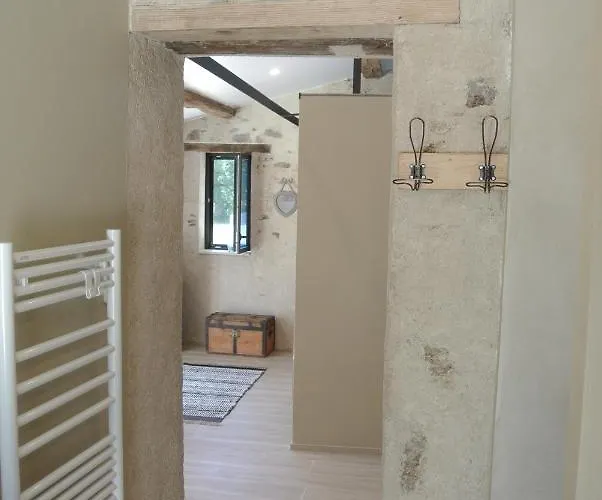 Panzió Les Epis Du Vent Adilly